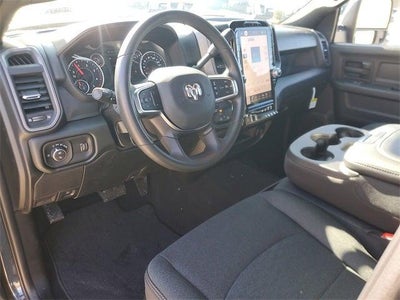 2026 RAM Ram 2500 RAM 2500 BLACK EXPRESS CREW CAB 4X4 6'4' BOX