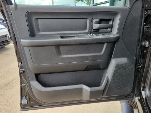 2027 RAM Ram 3500 RAM 3500 TRADESMAN CREW CAB 4X4 8' BOX