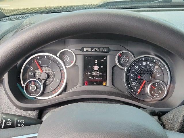 2027 RAM Ram 3500 RAM 3500 TRADESMAN CREW CAB 4X4 8' BOX