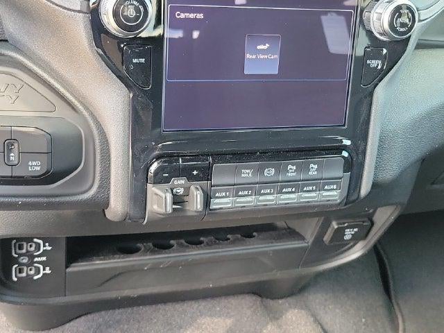 2027 RAM Ram 3500 RAM 3500 TRADESMAN CREW CAB 4X4 8' BOX