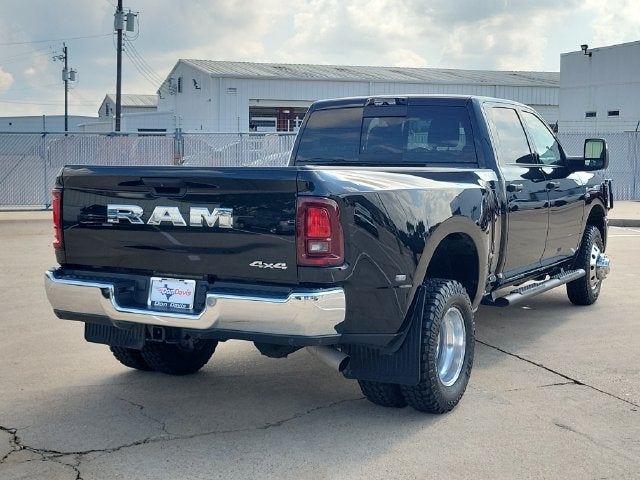 2026 RAM 3500 Tradesman Crew Cab 4x4 8' Box