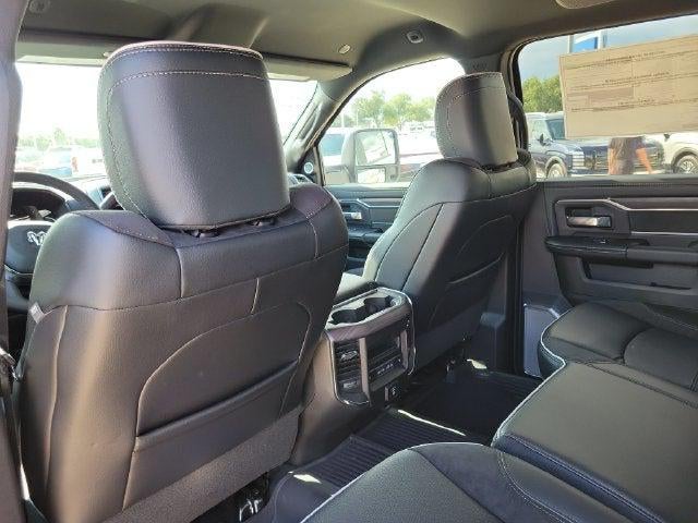 2027 RAM Ram 3500 RAM 3500 LARAMIE CREW CAB 4X4 8' BOX