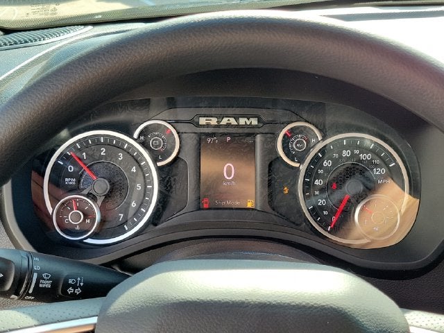 2027 RAM Ram 1500 RAM 1500 EXPRESS CREW CAB 4X2 5'7' BOX