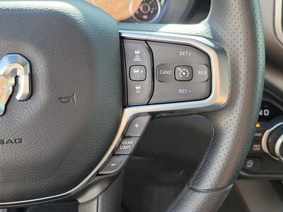 2026 RAM 1500 RAM 1500 EXPRESS CREW CAB 4X4 5'7' BOX