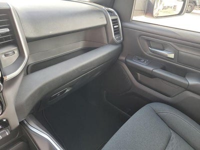 2026 RAM 1500 RAM 1500 EXPRESS CREW CAB 4X4 5'7' BOX