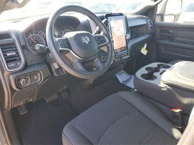 2026 RAM Ram 2500 RAM 2500 BLACK EXPRESS CREW CAB 4X4 6'4' BOX