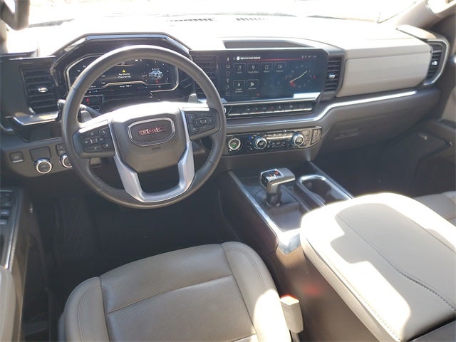 2023 GMC Sierra 1500 2WD Crew Cab Short Box SLT