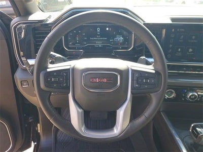 2023 GMC Sierra 1500 2WD Crew Cab Short Box SLT