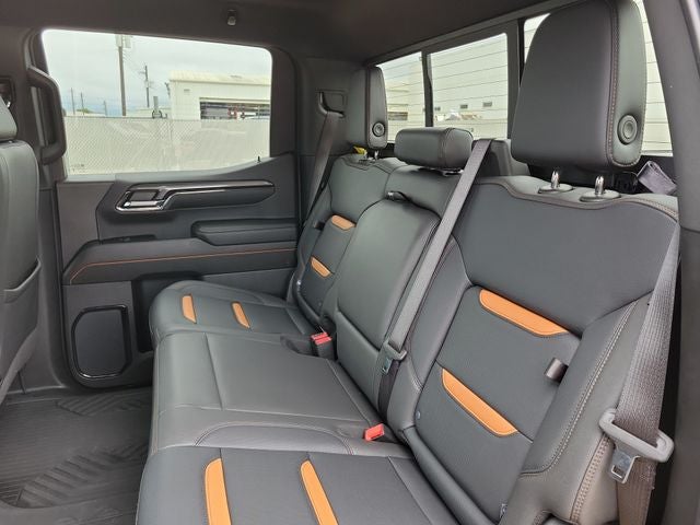 2024 GMC Sierra 1500 4WD Crew Cab Short Box AT4