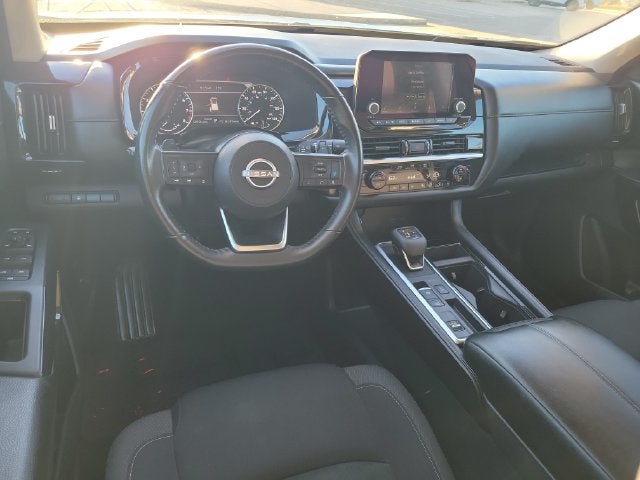 2024 Nissan Pathfinder SV FWD
