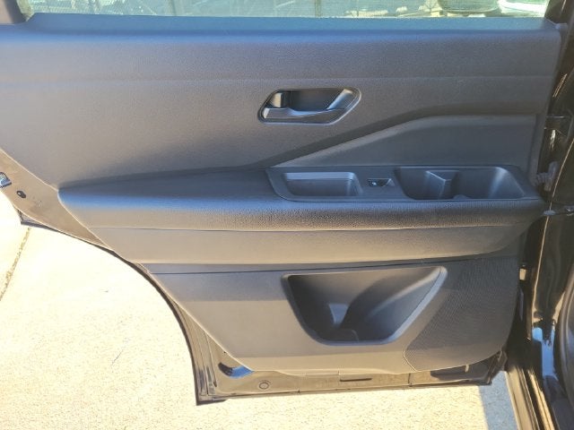 2024 Nissan Pathfinder SV FWD
