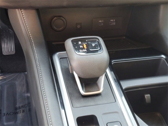 2025 Nissan Pathfinder SL FWD