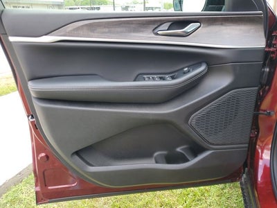 2026 Jeep Grand Cherokee GRAND CHEROKEE LAREDO ALTITUDE 4X2