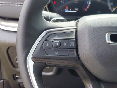 2026 Jeep Grand Cherokee GRAND CHEROKEE LAREDO ALTITUDE 4X2