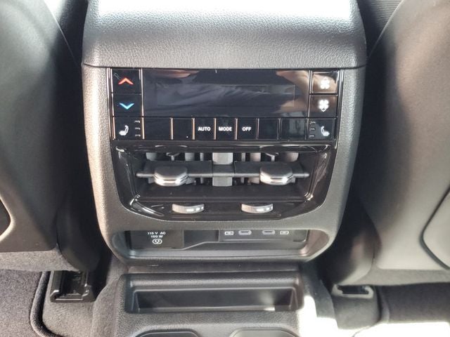 2026 Jeep Grand Cherokee GRAND CHEROKEE L LIMITED 4X2