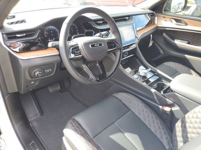 2026 Jeep Grand Cherokee GRAND CHEROKEE L SUMMIT 4X4