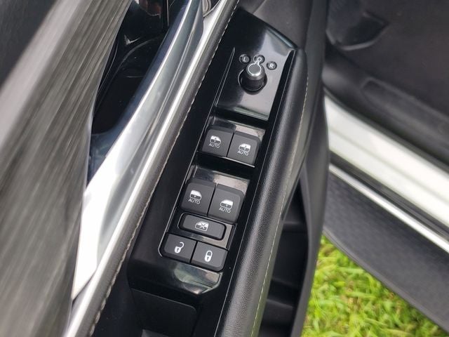 2023 Jeep Wagoneer L Series III 4x4