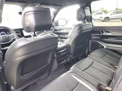 2023 Jeep Wagoneer L Series III 4x4