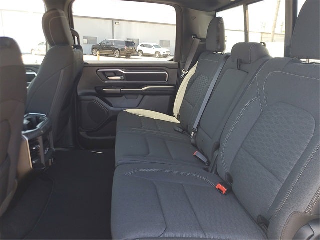 2025 RAM Ram 1500 RAM 1500 BIG HORN CREW CAB 4X2 5'7' BOX