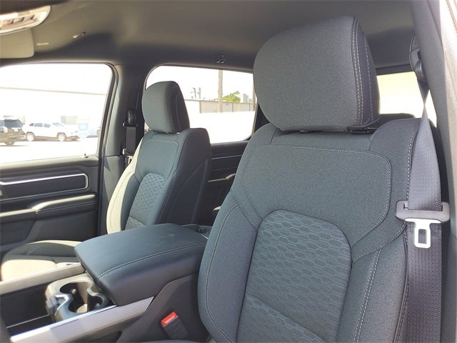 2025 RAM Ram 1500 RAM 1500 BIG HORN CREW CAB 4X2 5'7' BOX