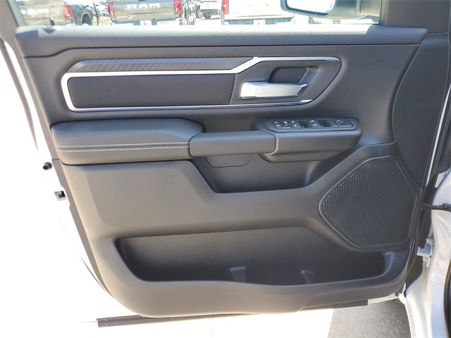 2025 RAM Ram 1500 RAM 1500 BIG HORN CREW CAB 4X2 5'7' BOX