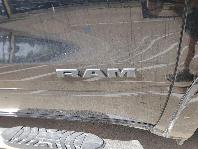 2019 RAM 1500 Laramie Crew Cab 4x2 5'7' Box