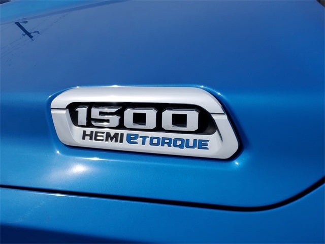 2024 RAM 1500 Laramie Crew Cab 4x2 5'7' Box