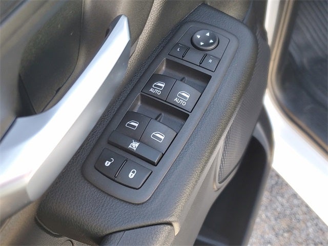 2022 RAM 1500 Tradesman Quad Cab 4x2 6'4' Box