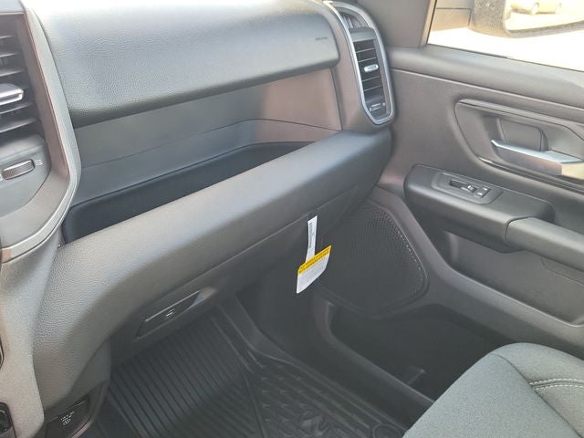 2026 RAM 1500 RAM 1500 WARLOCK CREW CAB 4X4 5'7' BOX