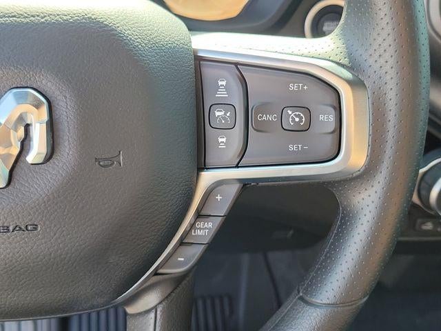 2026 RAM 1500 RAM 1500 WARLOCK CREW CAB 4X4 5'7' BOX