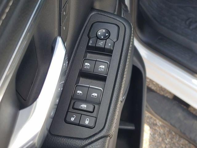 2025 RAM 1500 Laramie Crew Cab 4x4 5'7' Box