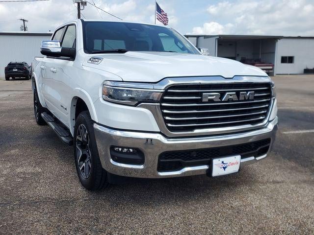 2025 RAM 1500 Laramie Crew Cab 4x4 5'7' Box