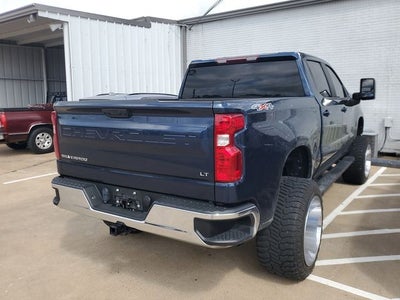 2022 Chevrolet Silverado 1500 4WD Crew Cab Standard Bed LT