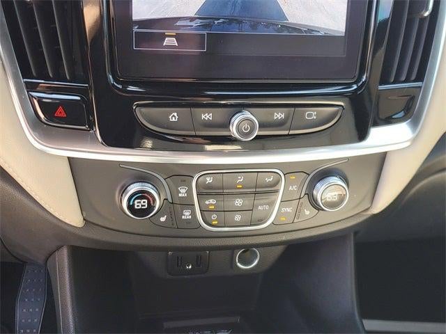 2024 Chevrolet Traverse Limited FWD LT Leather