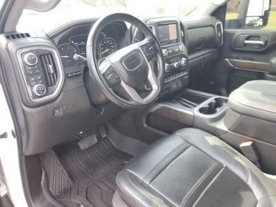 2023 GMC Sierra 2500HD 4WD Crew Cab Standard Bed Denali