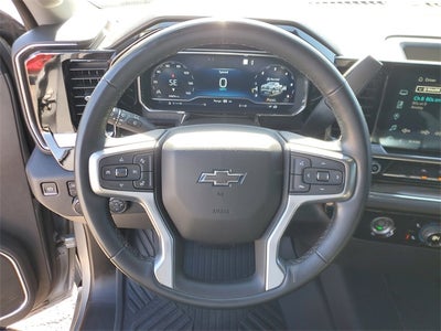 2023 Chevrolet Silverado 1500 4WD Crew Cab Short Bed RST