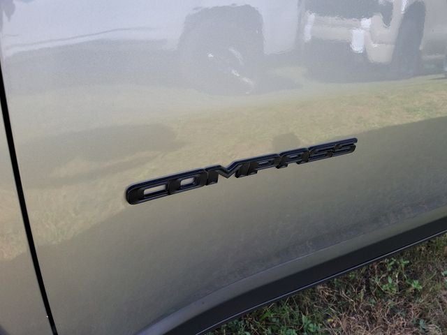 2022 Jeep Compass Altitude FWD