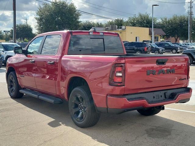 2026 RAM Ram 1500 RAM 1500 EXPRESS CREW CAB 4X4 5'7' BOX