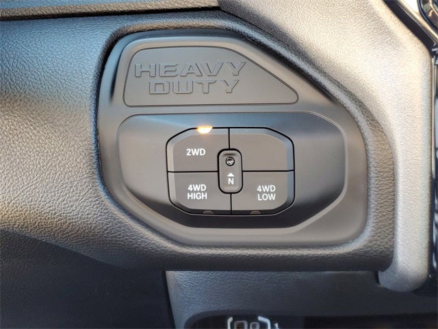 2026 RAM Ram 2500 RAM 2500 BLACK EXPRESS CREW CAB 4X4 6'4' BOX