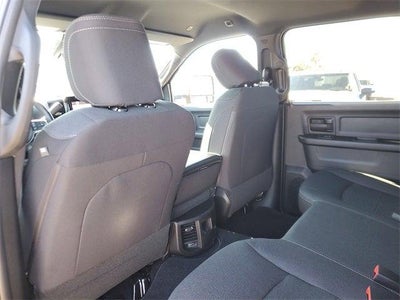 2026 RAM Ram 2500 RAM 2500 BLACK EXPRESS CREW CAB 4X4 6'4' BOX