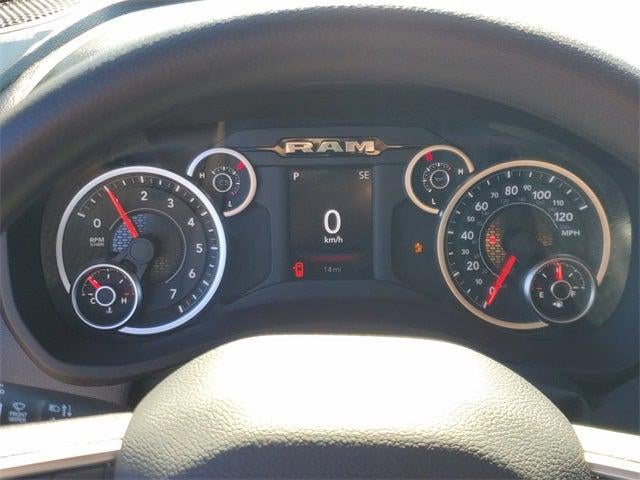 2026 RAM Ram 2500 RAM 2500 BLACK EXPRESS CREW CAB 4X4 6'4' BOX