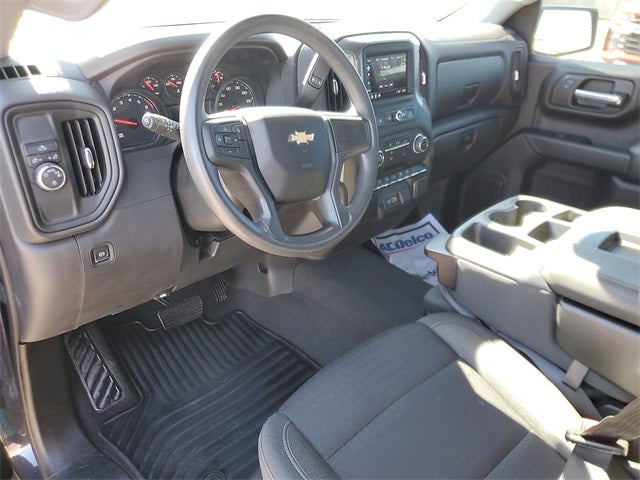 2023 Chevrolet Silverado 1500 2WD Crew Cab Short Bed Custom