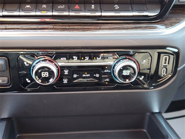 2023 GMC Sierra 1500 4WD Crew Cab Short Box Elevation with 3SB