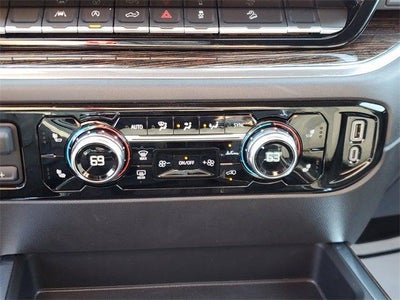 2023 GMC Sierra 1500 4WD Crew Cab Short Box Elevation with 3SB