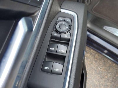2024 GMC Sierra 1500 4WD Crew Cab Short Box SLT