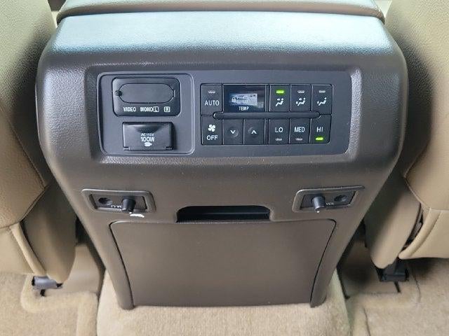 2010 Toyota Sequoia Platinum 5.7L V8