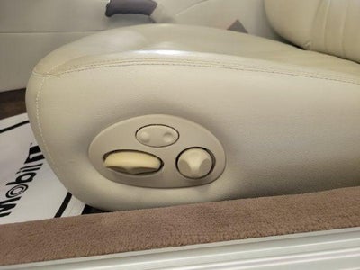 2000 Jaguar XJ8 Base